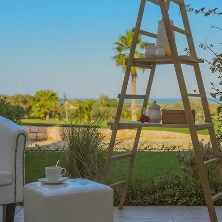 Relais Masseria Caselli 4* カロヴィーニョ