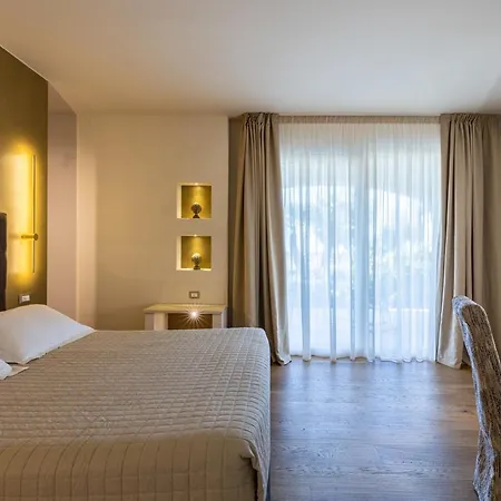 ホテル Relais Masseria Caselli カロヴィーニョ