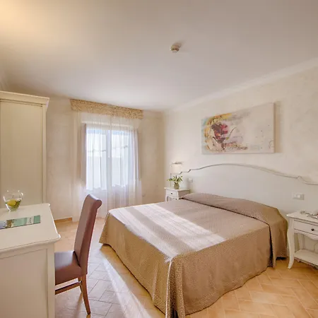 Relais Masseria Caselli 4*