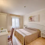 Relais Masseria Caselli 4*