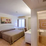 Hotel Relais Masseria Caselli 4*