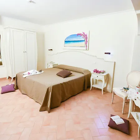 Relais Masseria Caselli 4*