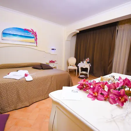 Relais Masseria Caselli 4* カロヴィーニョ
