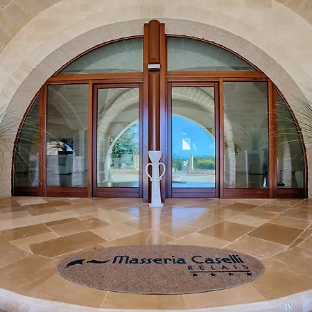 Relais Masseria Caselli 4* カロヴィーニョ