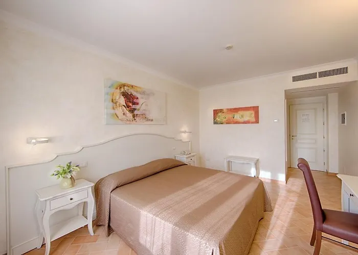 Hotel Relais Masseria Caselli 4*